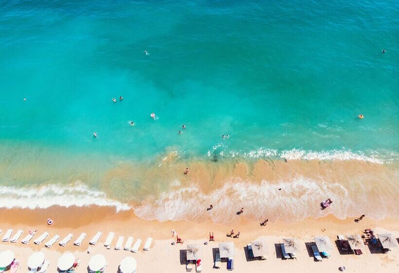 International Hotel Casino & Tower Suites