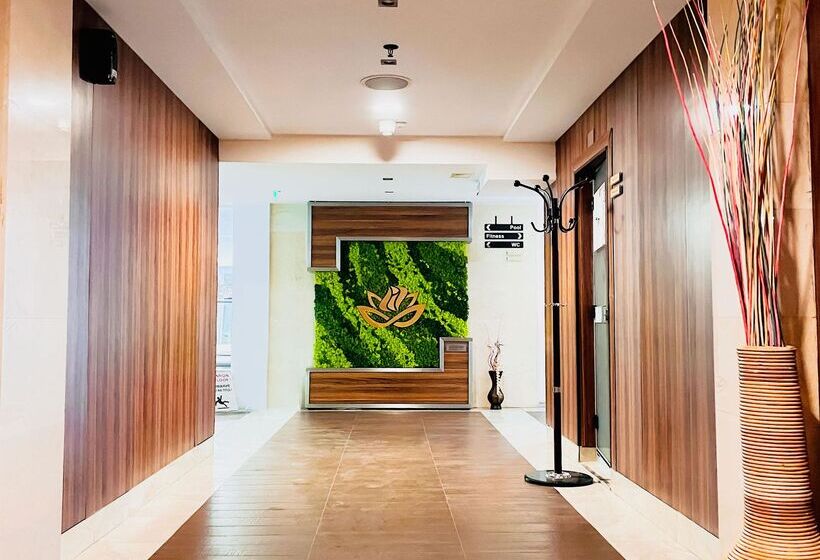 International Hotel Casino & Tower Suites