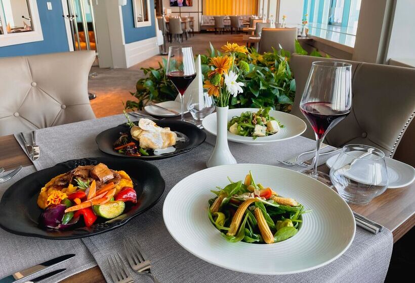 International Hotel Casino & Tower Suites