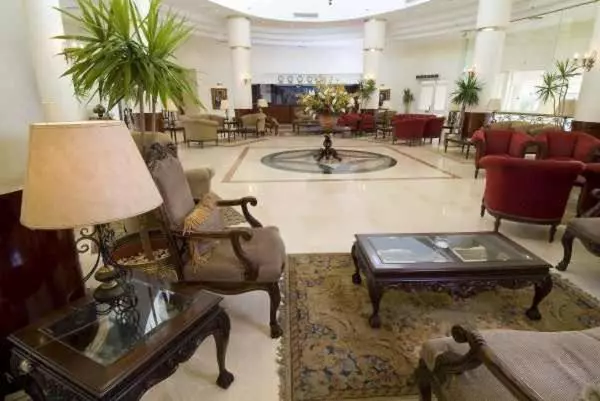 هتل Island View Resort