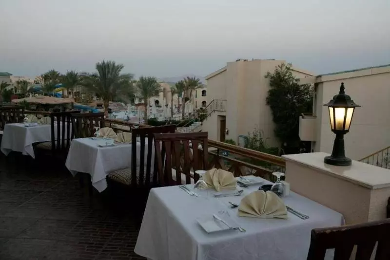 هتل Island View Resort