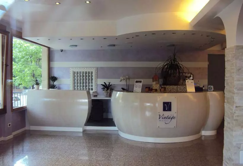 هتل Vintage