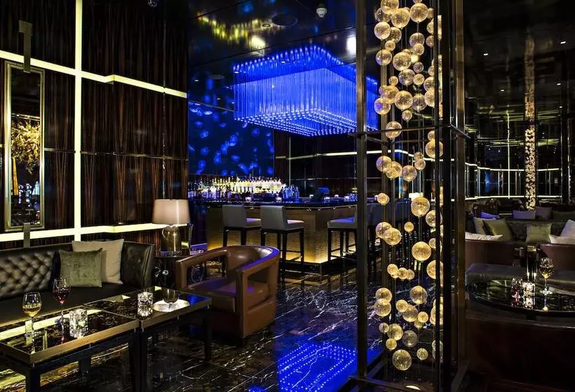 استراحتگاه The Royal At Atlantis