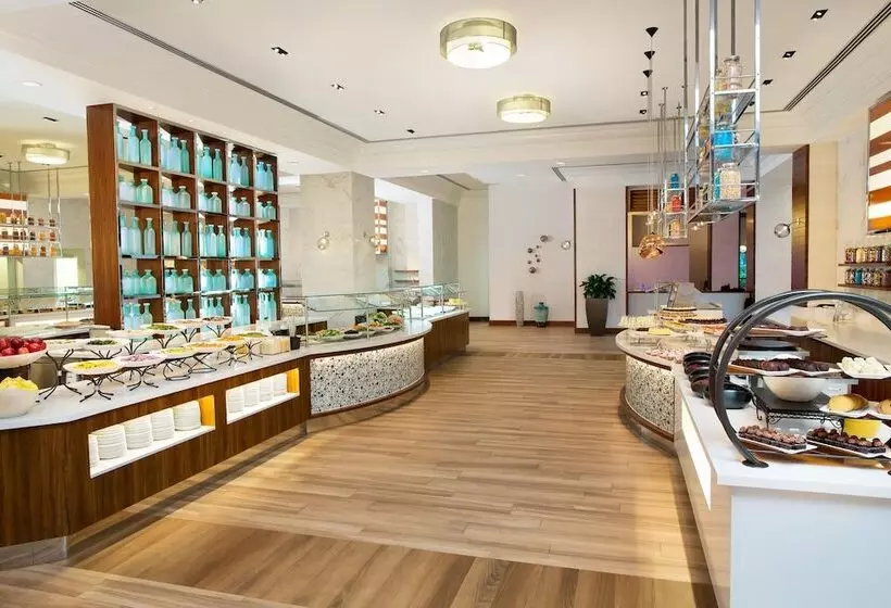 استراحتگاه The Royal At Atlantis