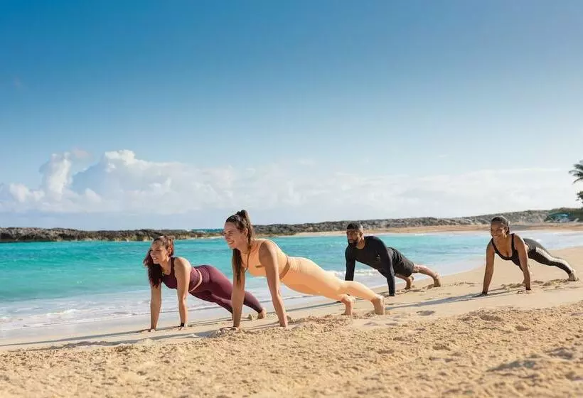 استراحتگاه The Royal At Atlantis