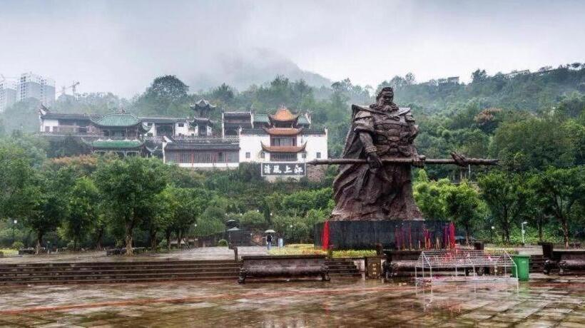 酒店 7 Days Premium·chongqing Yunyang Chengzhongcheng Commercial Street