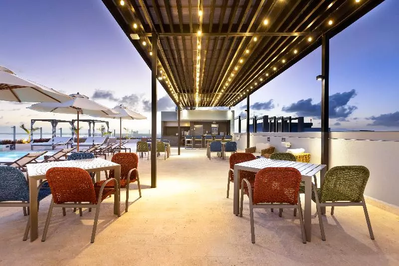 Residence Inn By Marriott Cancun Hotel Zone