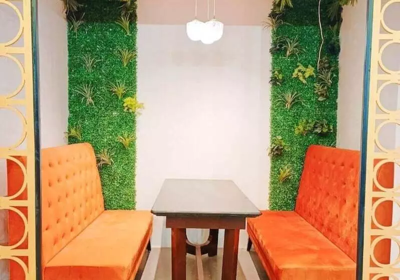 ホテル Clarks Inn Express Jammu