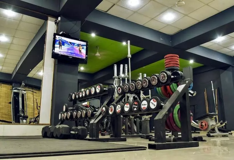 ホテル Clarks Inn Express Jammu
