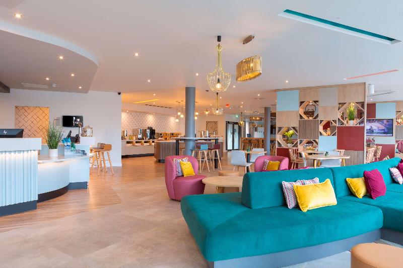 酒店 Hampton By Hilton Ashford International