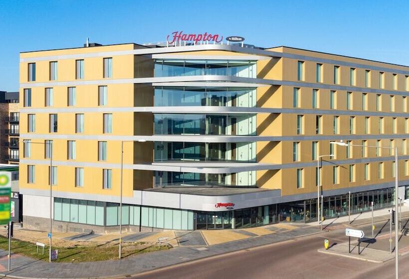 酒店 Hampton By Hilton Ashford International