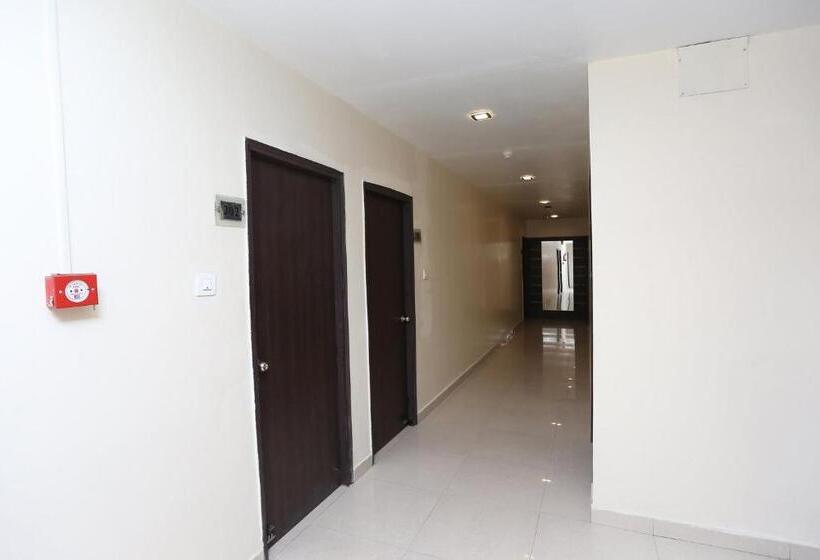 호텔 R K International Near Gautam Buddha Park