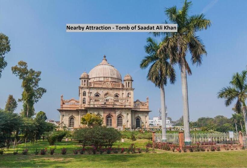 호텔 R K International Near Gautam Buddha Park