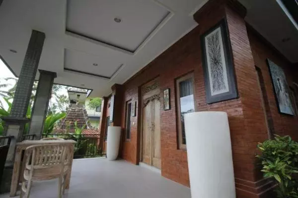 Majatalo Bayu House And Villas