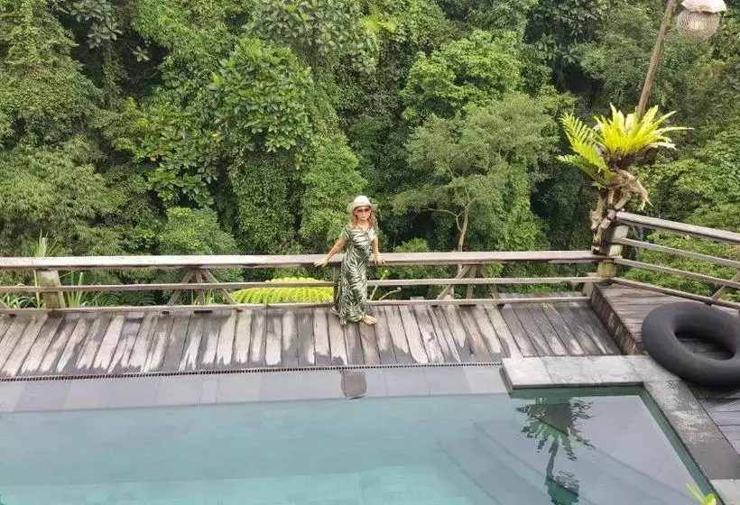 Majatalo Bayu House And Villas