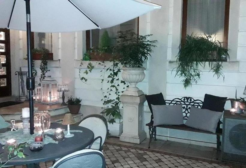 ペンション Corte Delle Pigne