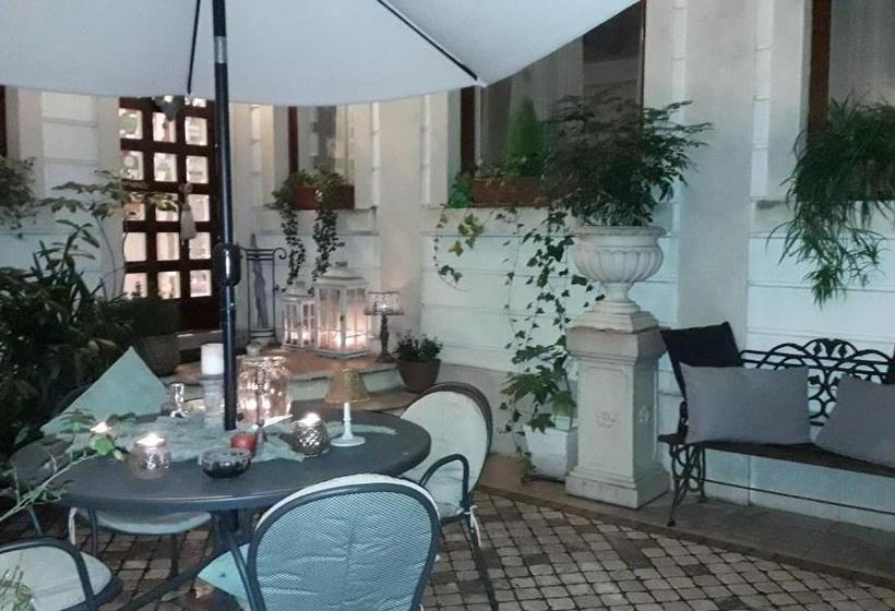 ペンション Corte Delle Pigne