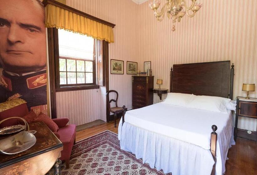 Casa Dos Varais, Manor House