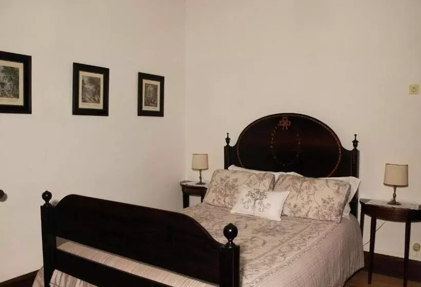 Casa Dos Varais, Manor House