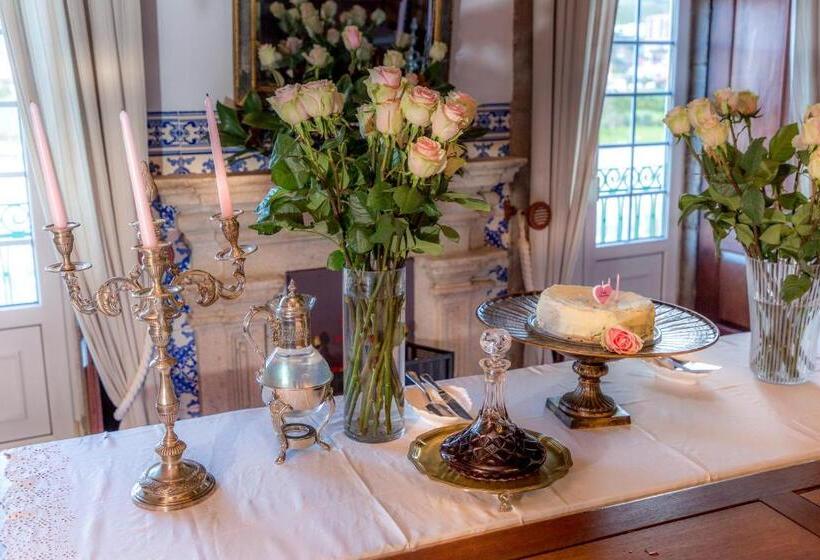 Casa Dos Varais, Manor House