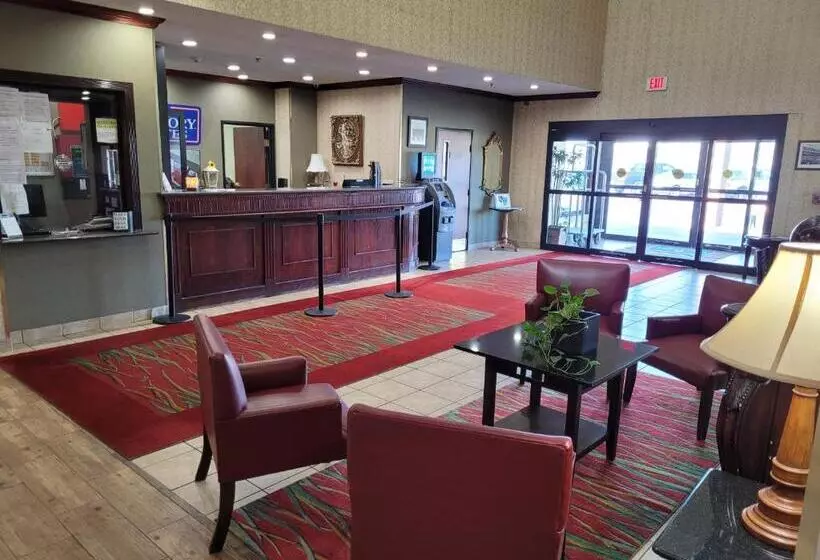 Отель A Victory Suites Warren