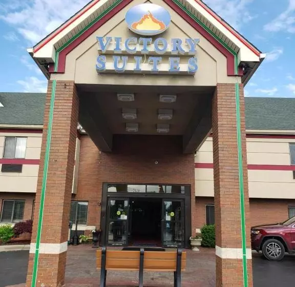 Отель A Victory Suites Warren