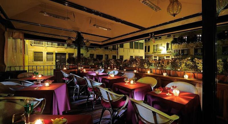 هتل Ca  Marinella