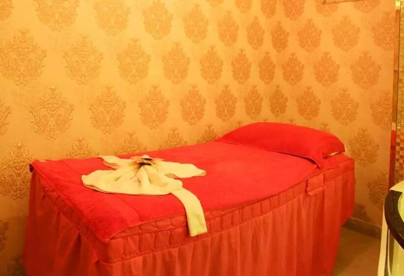 ホテル Clifton International