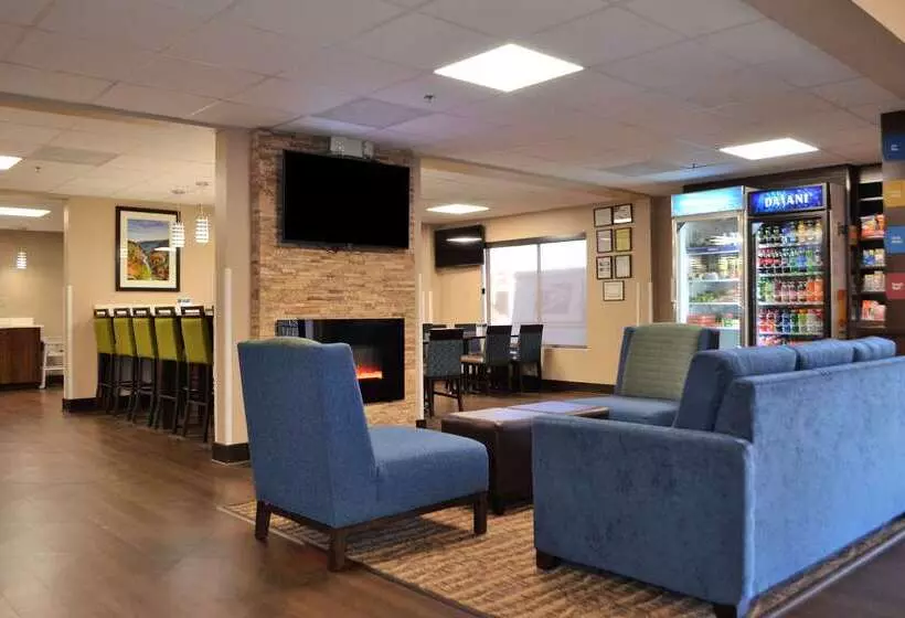 호텔 Comfort Suites Northside Hospital Gwinnett