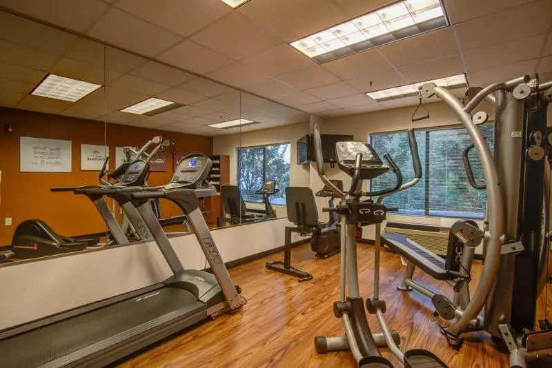 호텔 Comfort Suites Northside Hospital Gwinnett