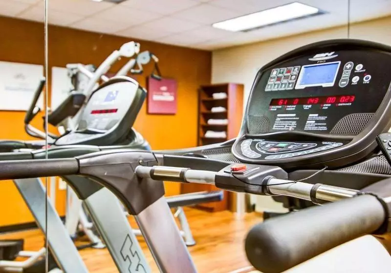 호텔 Comfort Suites Northside Hospital Gwinnett