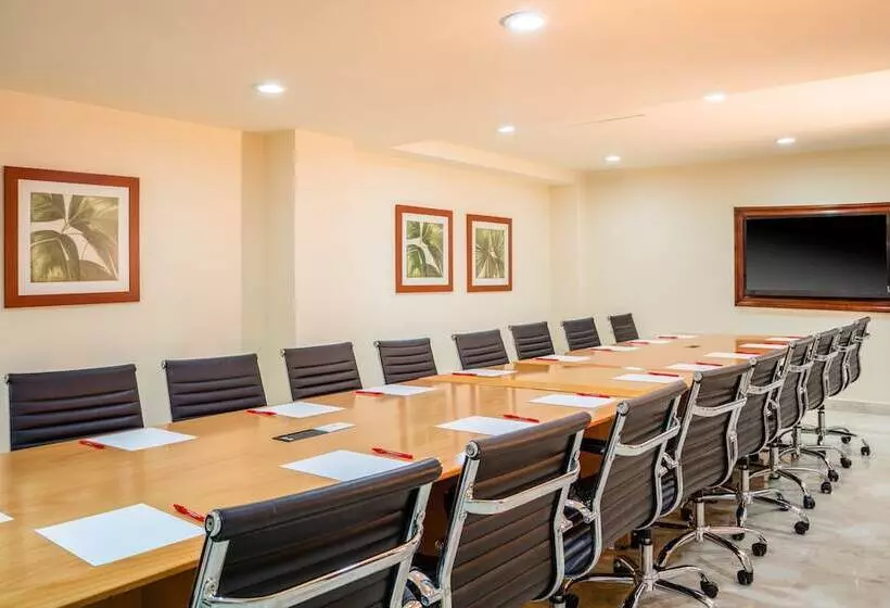 فندق Fiesta Inn Tuxtla Gutierrez