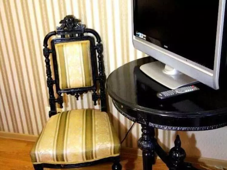 Hotelli Art House Rooms