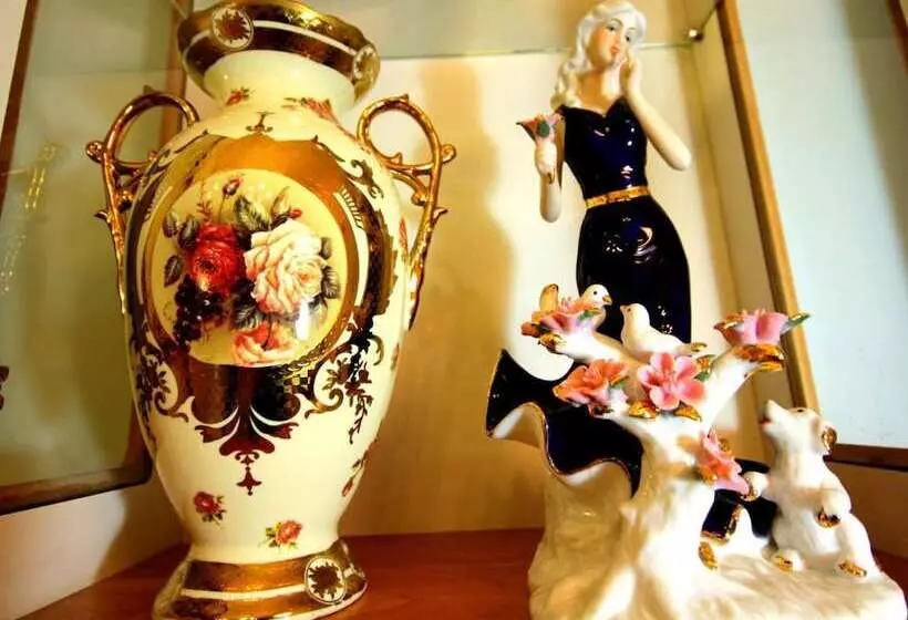 Hotelli Art House Rooms