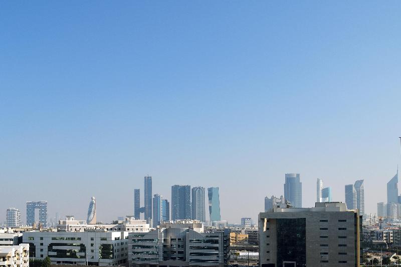 Отель Holiday Inn Express Dubai, Jumeirah, An Ihg