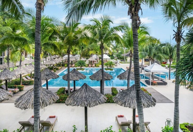 هتل JOIA Rose Hall by Iberostar