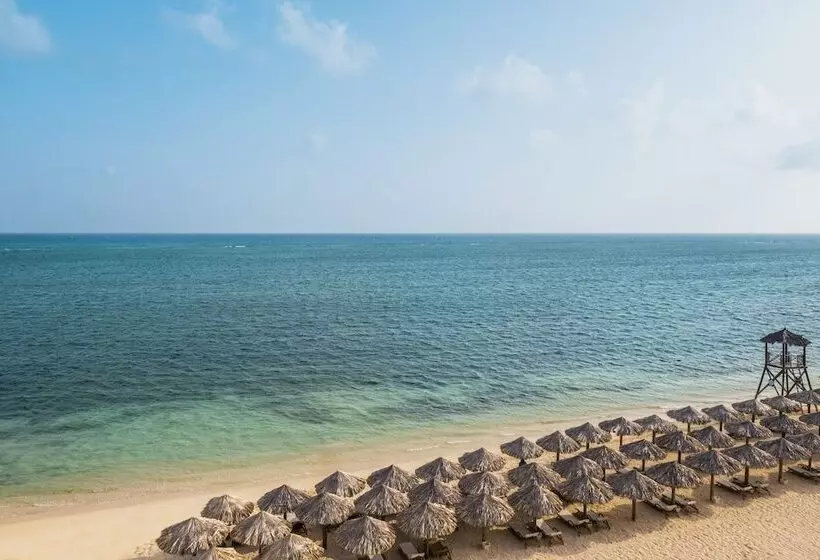 בית מלון כפרי JOIA Rose Hall by Iberostar