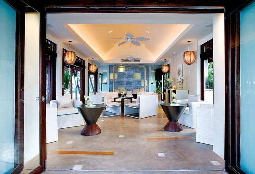 هتل Melati Beach Resort & Spa