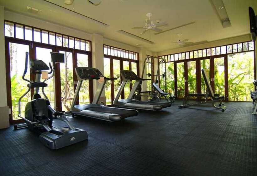 هتل Melati Beach Resort & Spa