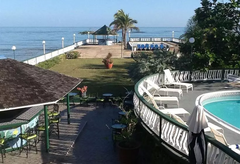 هتل Royal Reef Resort