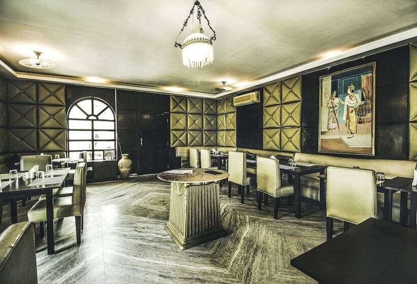 فندق Sugan Niwas Palace