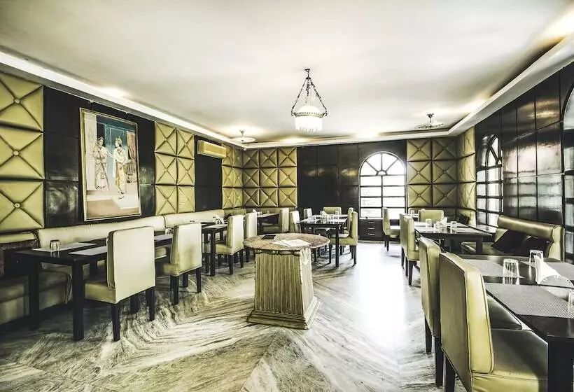 酒店 Sugan Niwas Palace