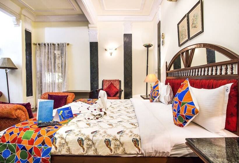 فندق Sugan Niwas Palace