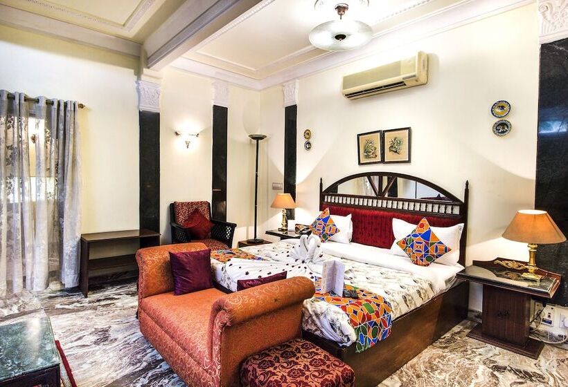 فندق Sugan Niwas Palace