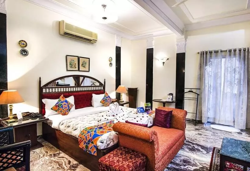 酒店 Sugan Niwas Palace