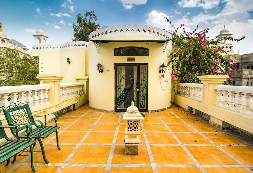 فندق Sugan Niwas Palace