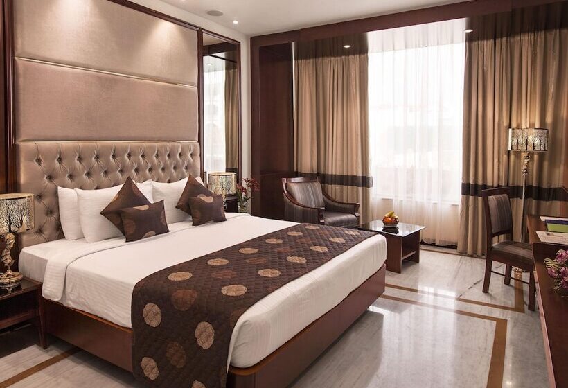 هتل The Sunway Manor