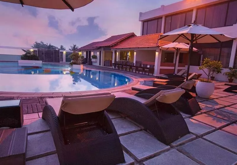 호텔 The Sunway Manor