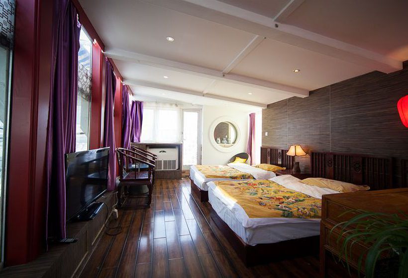 Hotel Tiananmen Best Year Courtyard