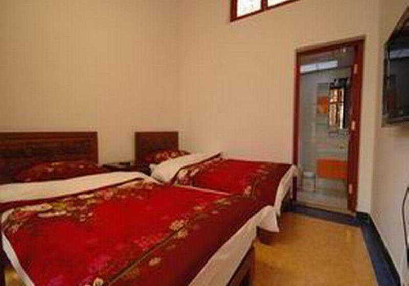 Hotel Tiananmen Best Year Courtyard